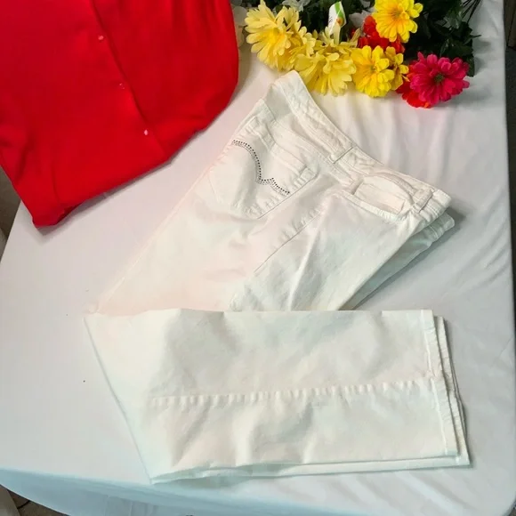 White Jeans Jones New York with details pockets 🥰 - Picture 1 of 15